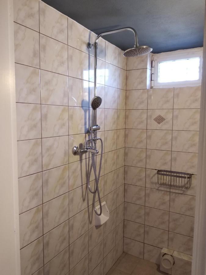 Alternative Country House 10 Minutes From Athens Airport อาร์เตมีดา ภายนอก รูปภาพ