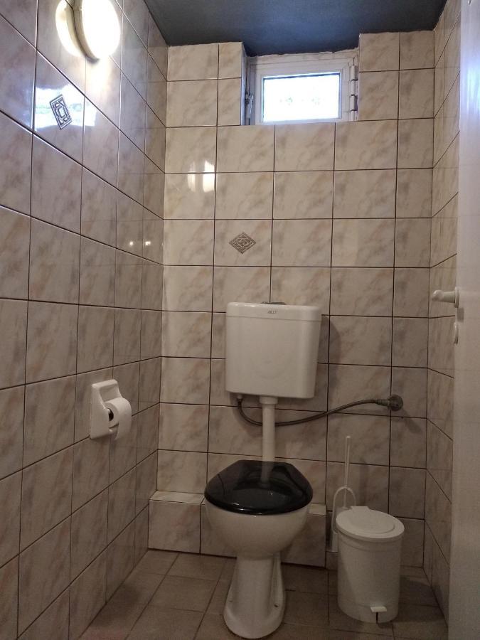 Alternative Country House 10 Minutes From Athens Airport อาร์เตมีดา ภายนอก รูปภาพ